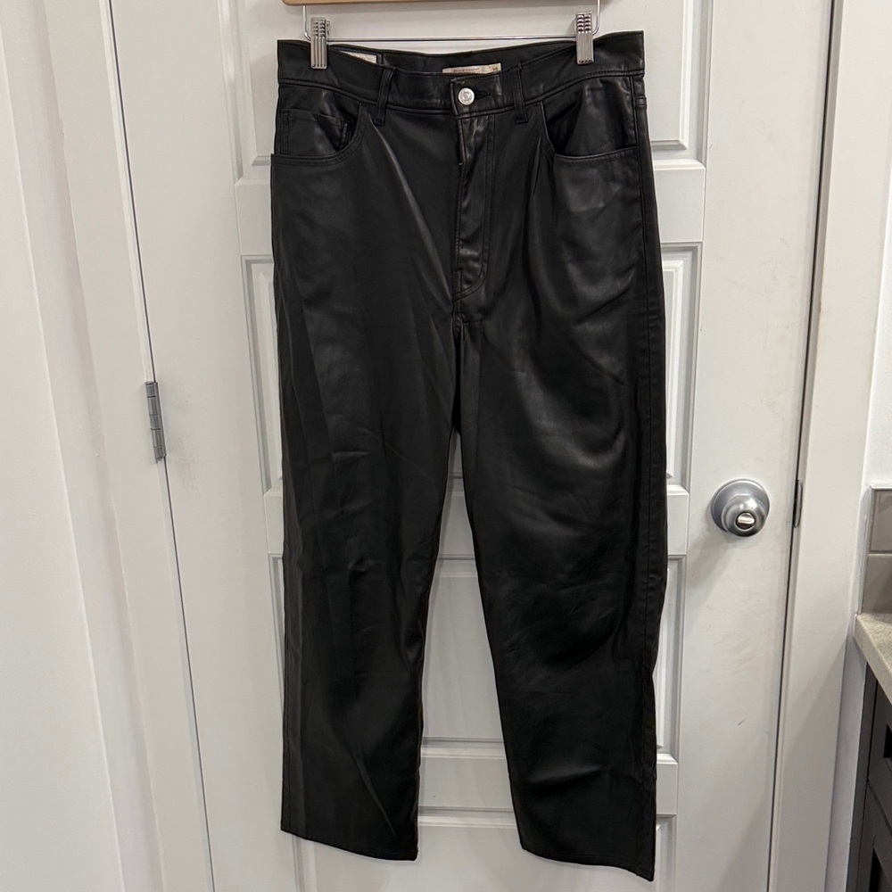 Levi's Ribcage Straight High Rise Faux Leather Black Pants Size 29